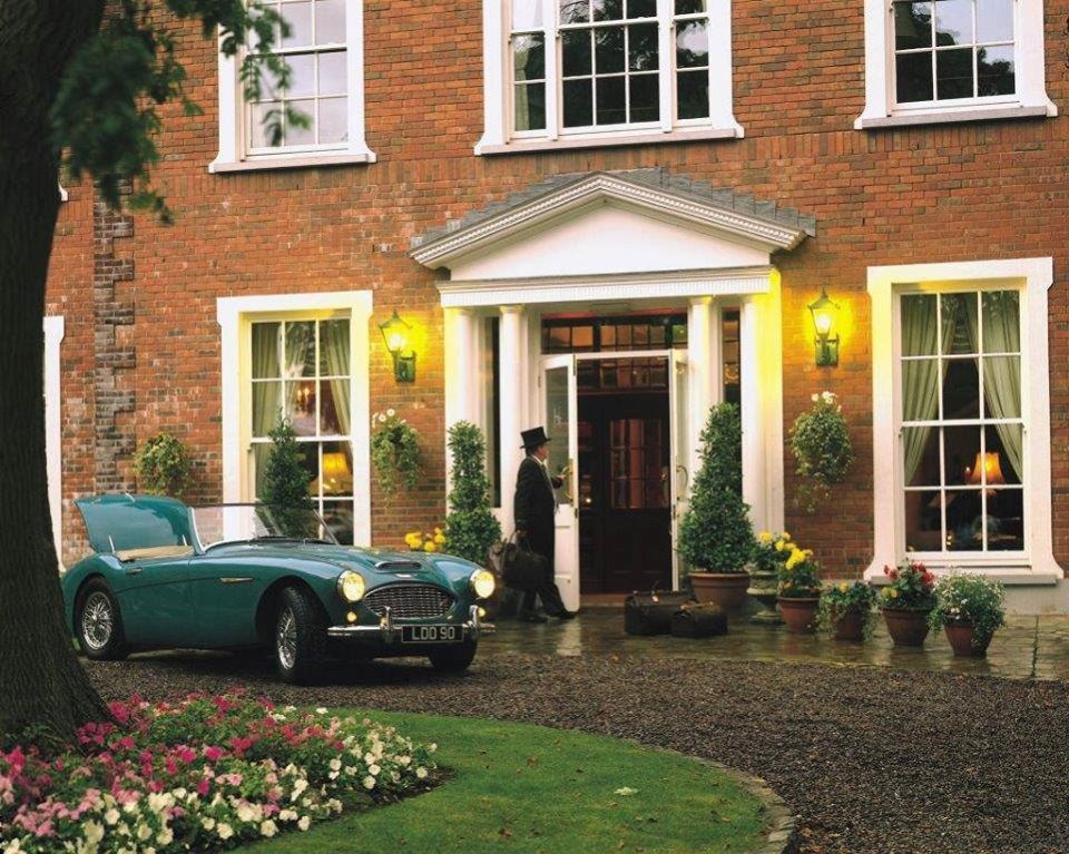 Parking voitures classiques sécurisé Paris